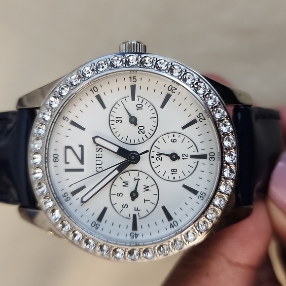 Guess watch - Picture 1 of 4
